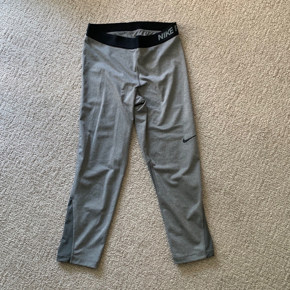 Nike Pro Dri Fit Cropped Leggings
